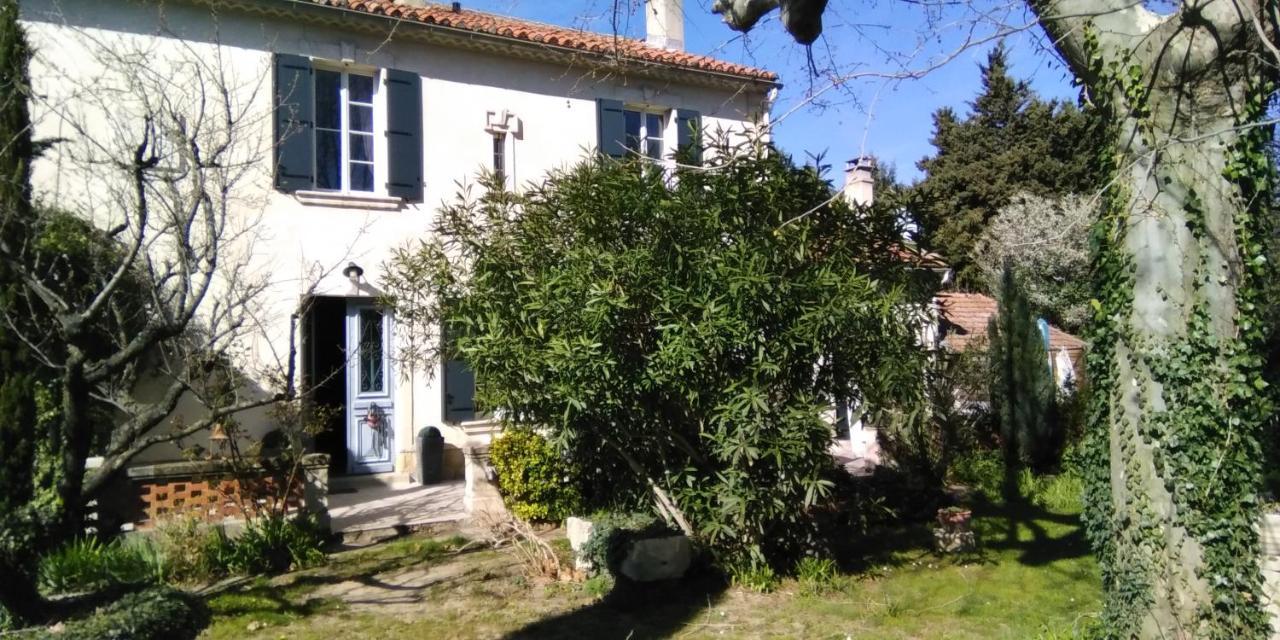 Le Petit Palais Maisonnette Aparthotel Aviñón Exterior foto